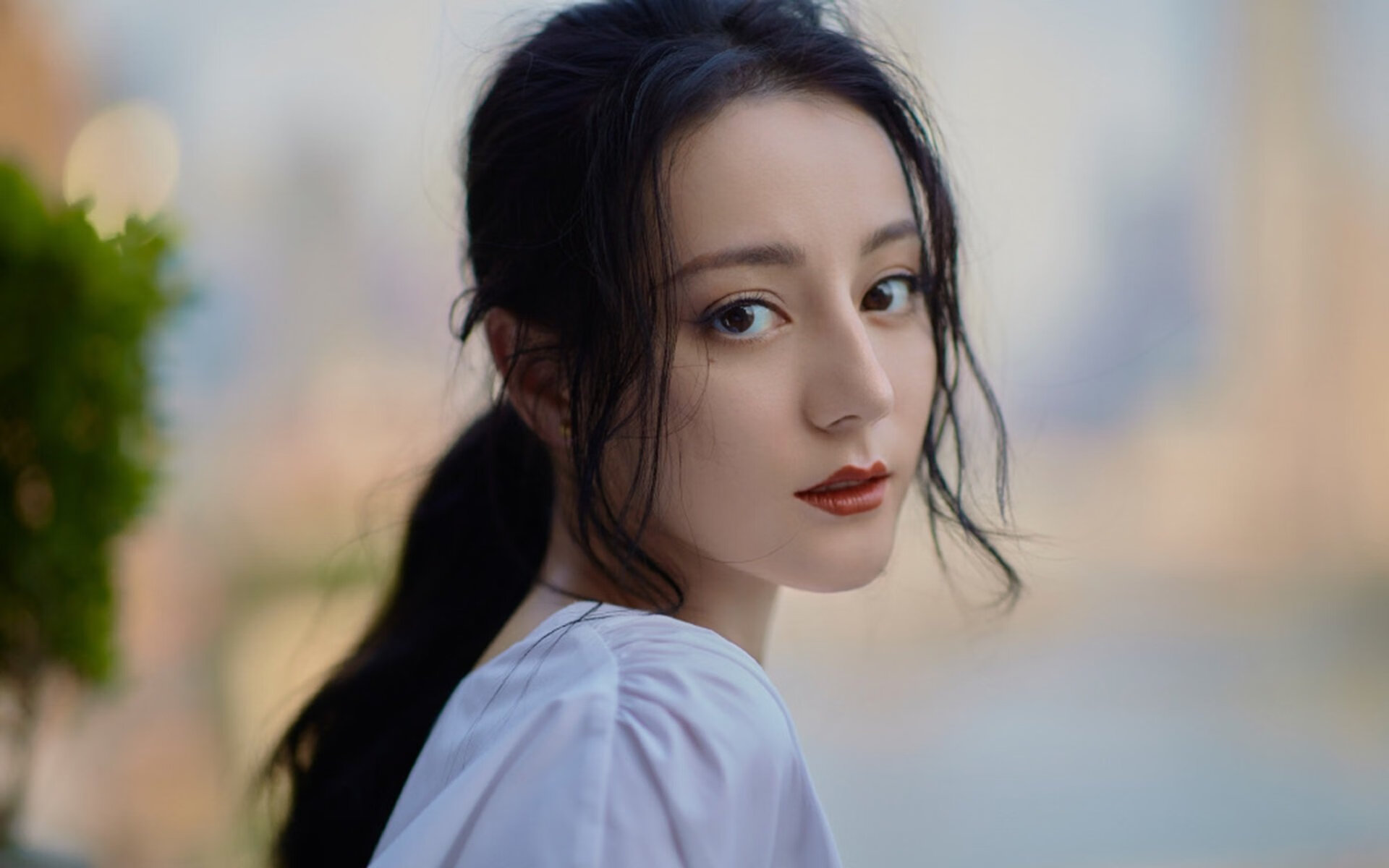 kaiyun开云·官方网站-门将参与控球缓解前场压力，门将持球